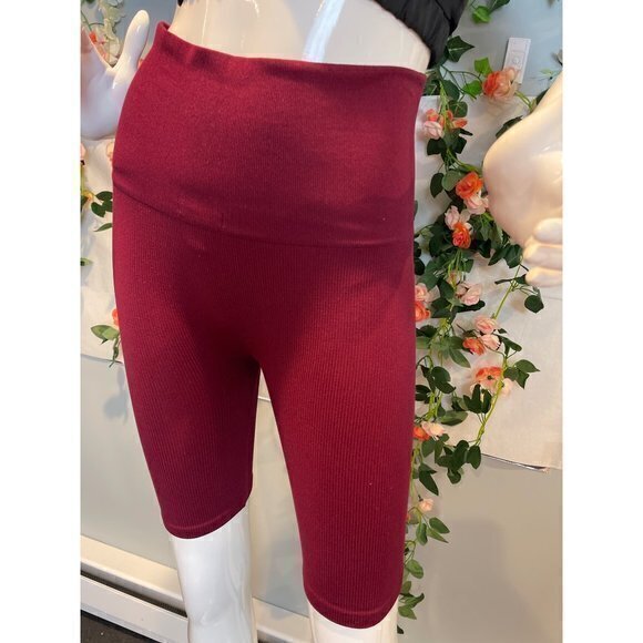 Bozzolo Seamless Rib Tummy Tuck Biker Wide Waistband Shorts Wine Size S/M RefFNB - Picture 9 of 10